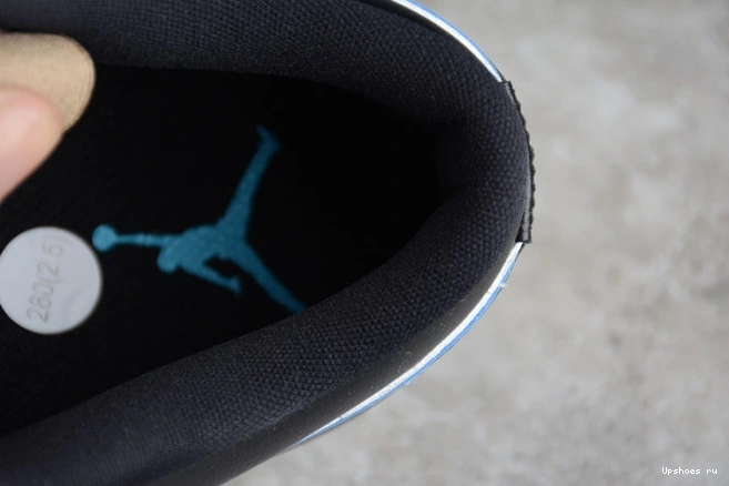 Black  White University Low Blue 1 DC0774-041 Jordan (W) 0506